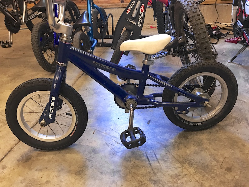 specialized hotrock 12