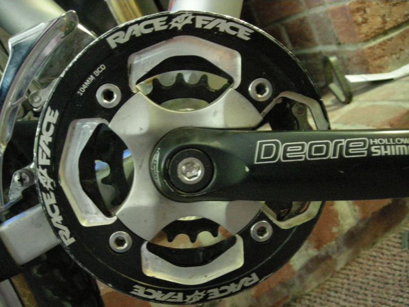 shimano deore crank with race face bash ring
