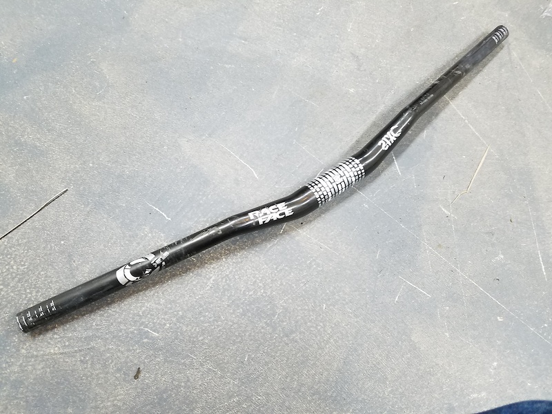 race face sixc carbon riser bar