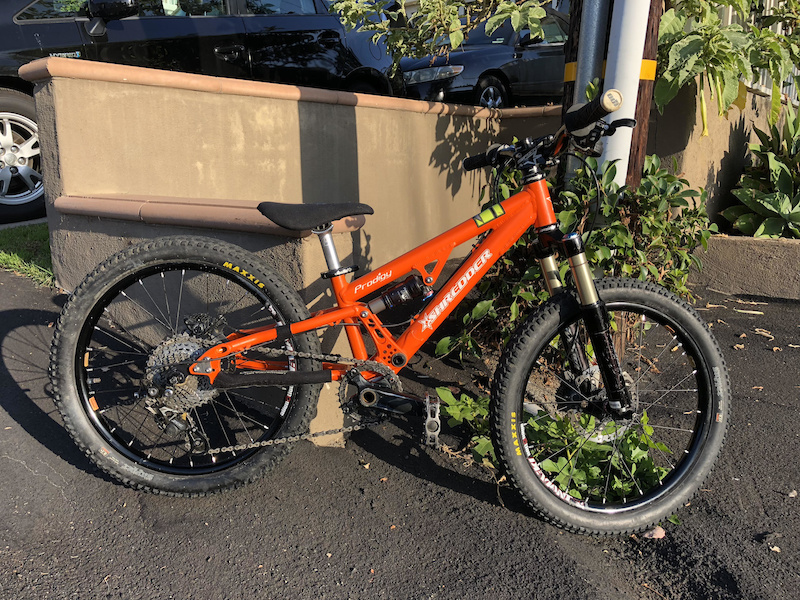 Lil Shredder Full Suspension 2 Wheel Sets 16" & 20" For Sale