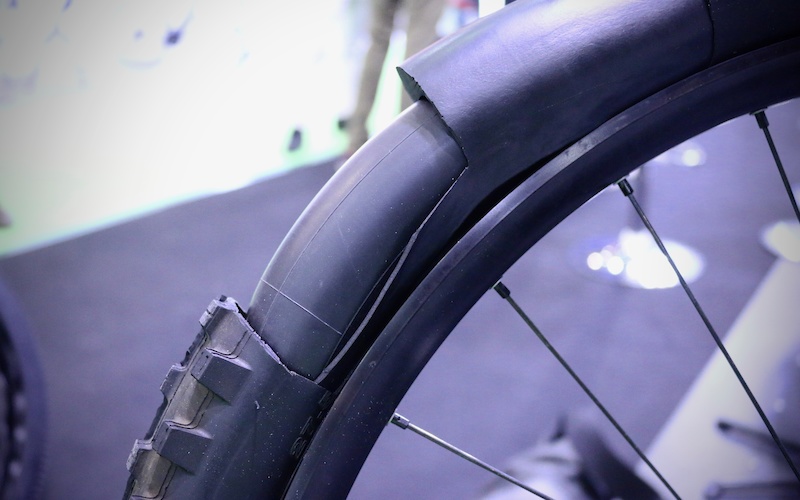 If You Use Tubes, Tannus' Tire Insert Might Be For You - Taipei Cycle Show  2018 - Pinkbike