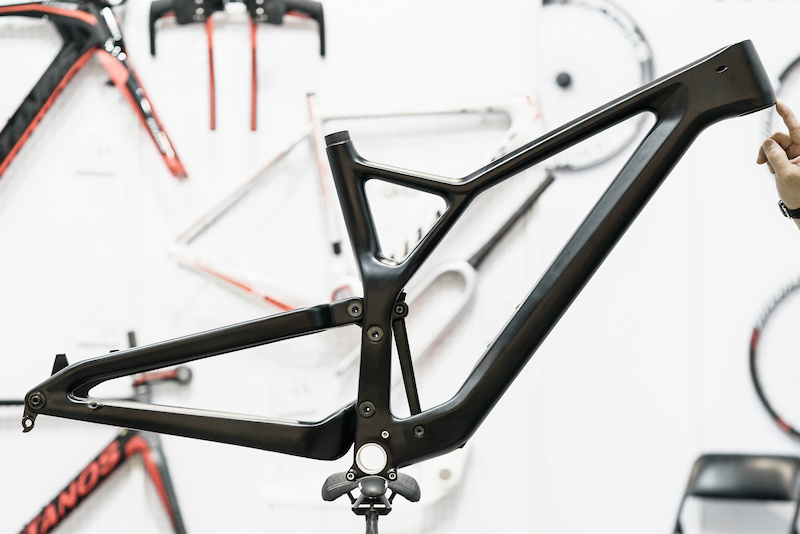 unbranded carbon road bike frame