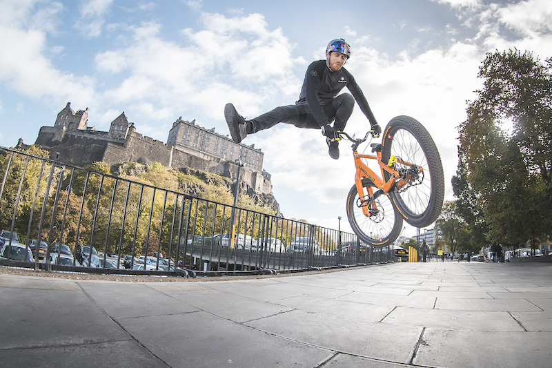 danny macaskill epecuen