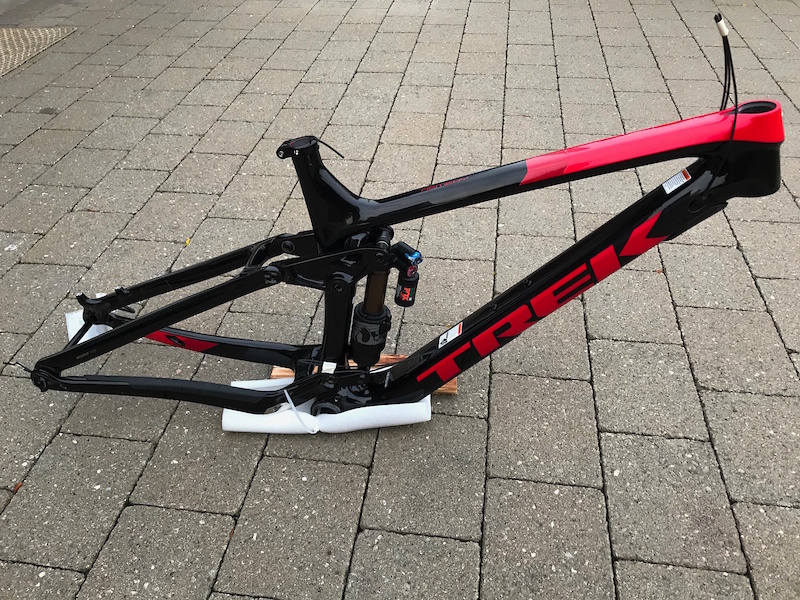 trek remedy carbon frame