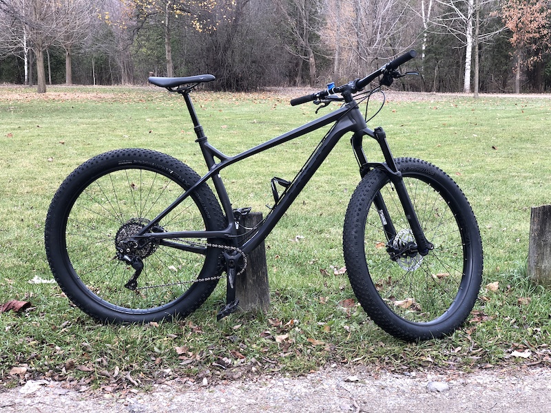 2019 Trek Stache 5 XL Frame 21.5 29er with 3 tires For Sale