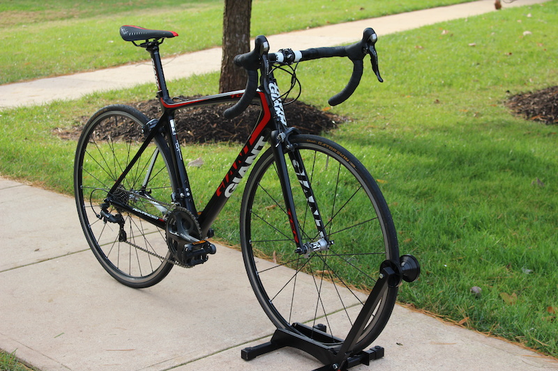 2013 Giant TCR Advanced SL4 - Ultegra-15 lbs-$4000 MSRP For Sale
