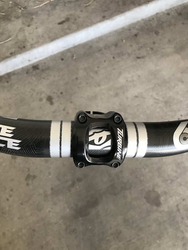 2018 Race Face Carbon SixC Bars and Turbine Stem For Sale