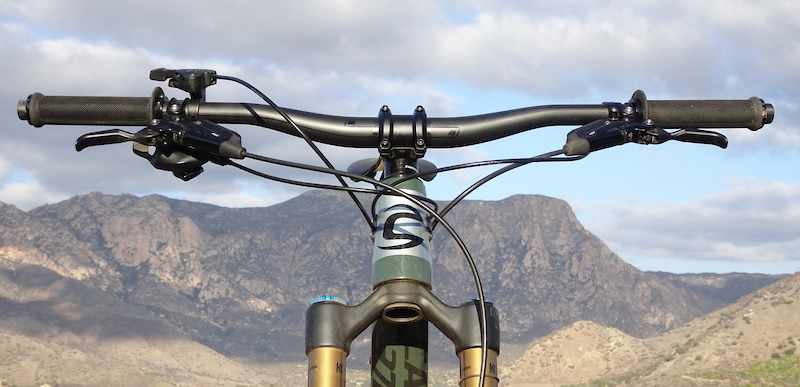 wide mountain bike handlebars