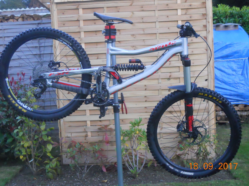 specialized status 1 2013