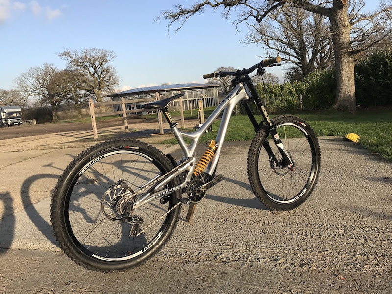 2018 commencal supreme dh