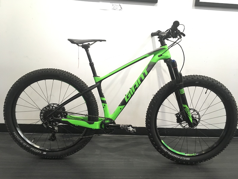 giant xtc advanced 27.5 carbon