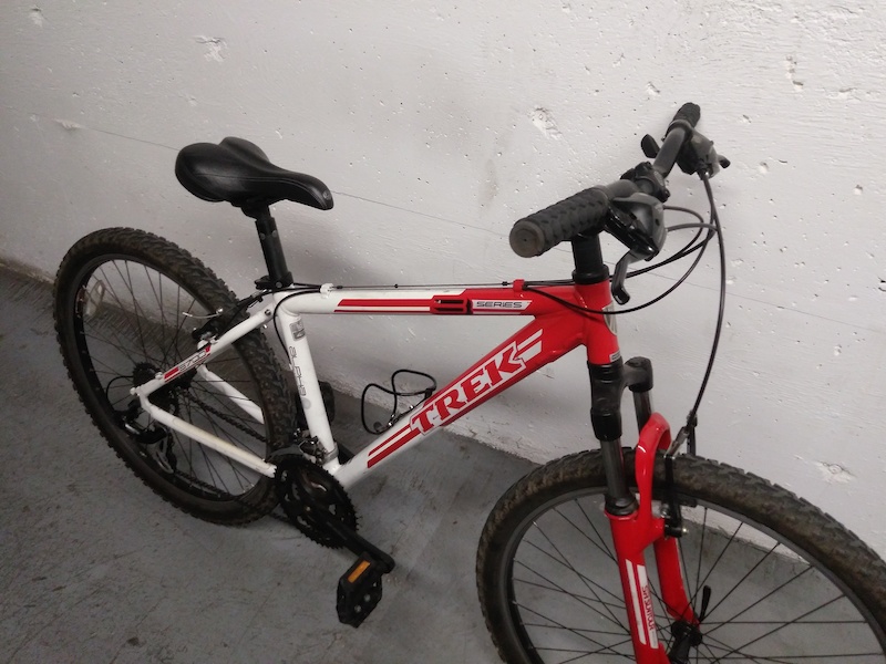 2008 trek outlet 3700