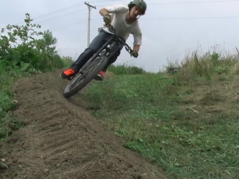 berm to 30 foot table