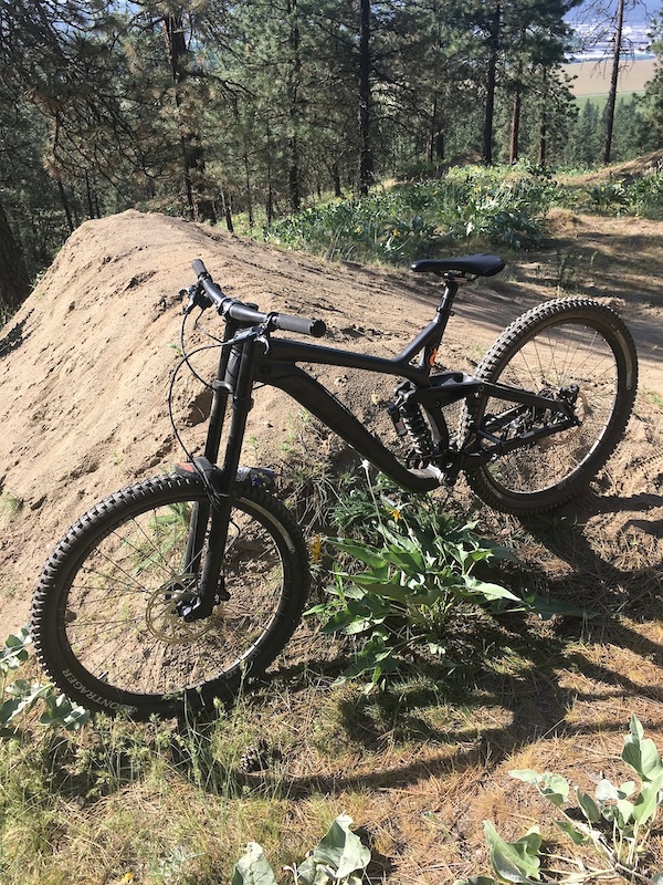 2018 Trek Session 8 XL with extra frame For Sale