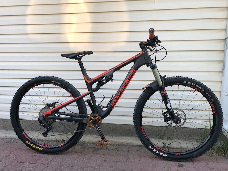 trek fx2 hybrid bike