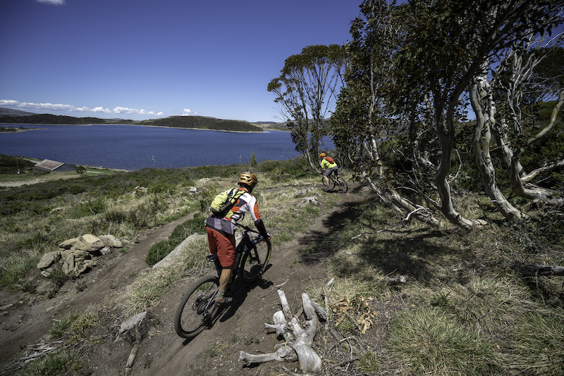 manly dam bike track