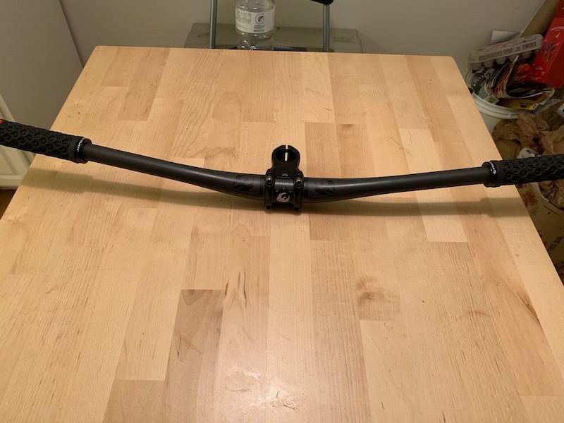 pivot bike grips