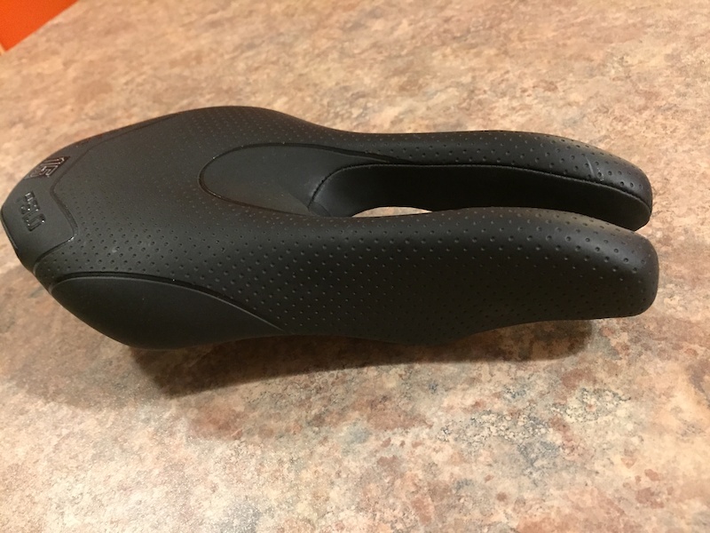 ism ps 1.0 saddle