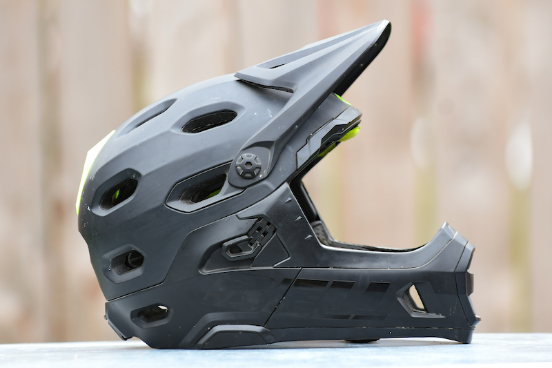 best downhill mountain bike helmet