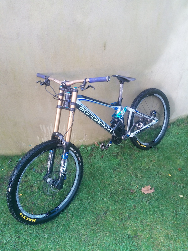 HOT Downhill Mondraker Summum Pro 2013 2013 Mondraker