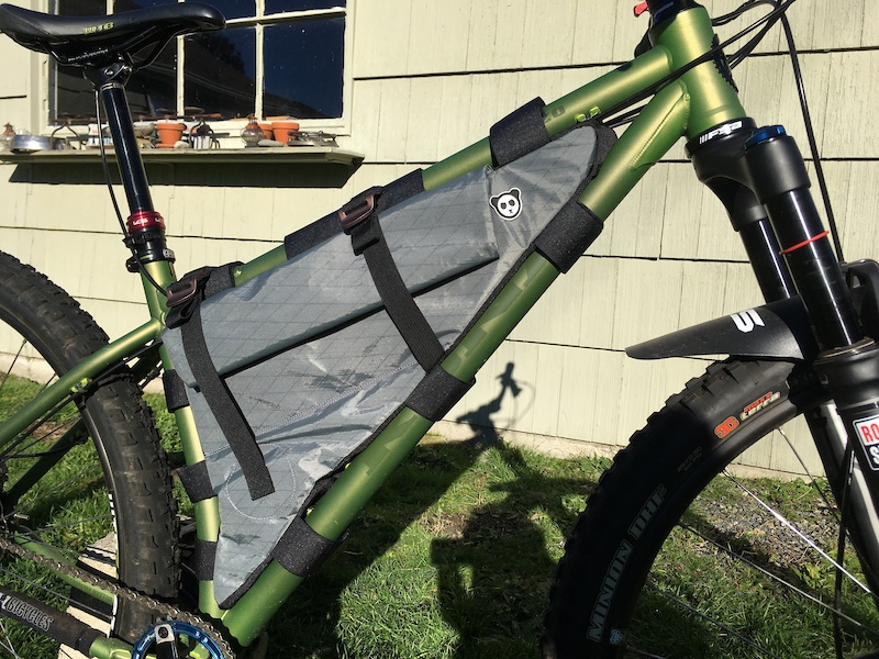 2014 Like New Kona Honzo M w/ Frame Bag For Sale