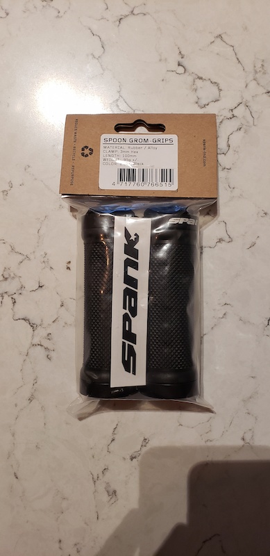 spank spoon grom kids grips
