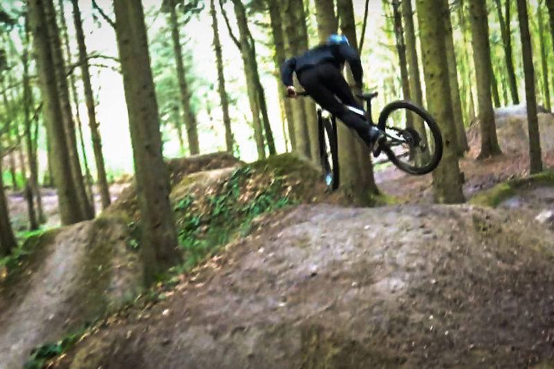 Video: Jasper Penton Has Too Much Fun at Windhill Bike Park - P4pb16856356