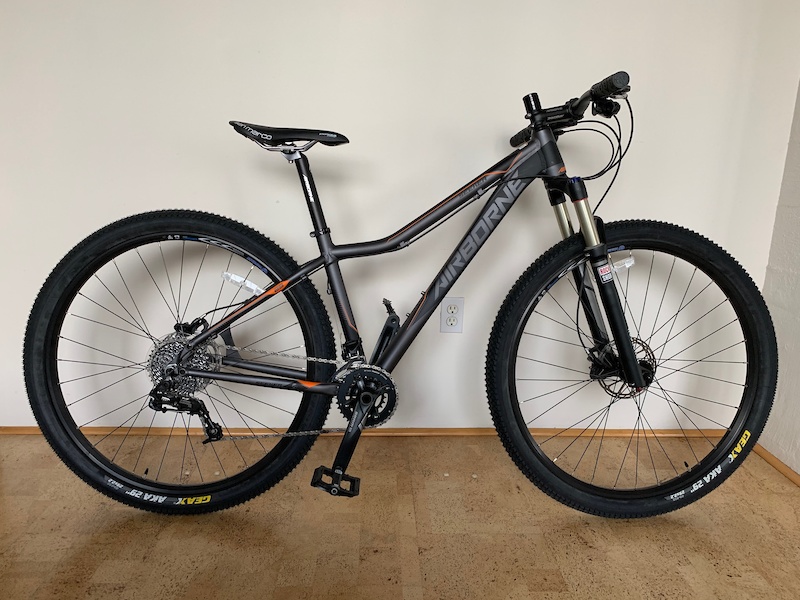 airborne seeker mountain bike