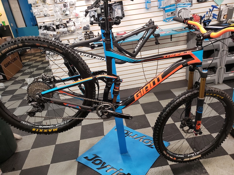giant trance 2 blue book