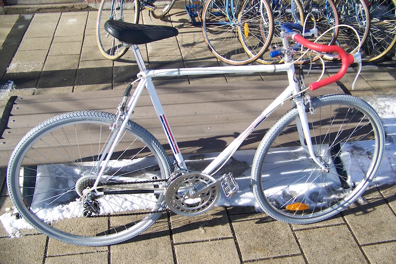 vintage free spirit bicycle