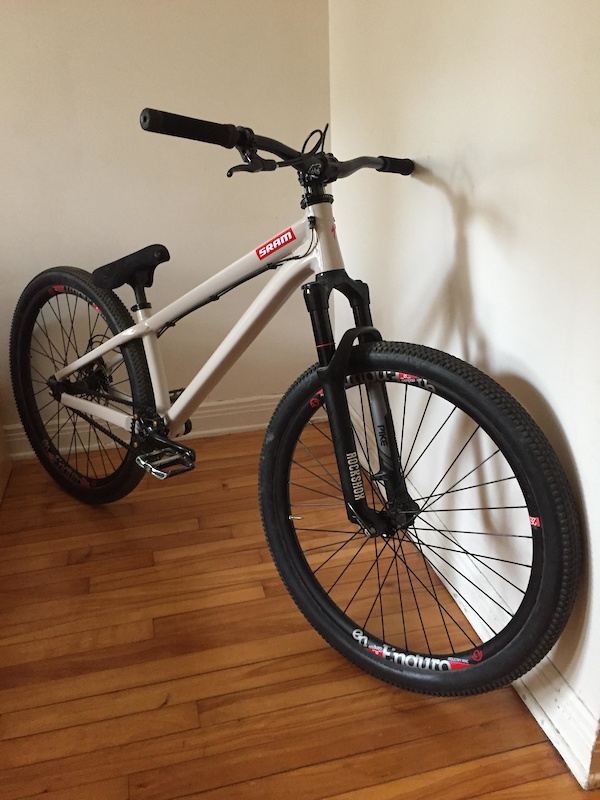 in Baie D'Urfe, Quebec, Canada photo by Yanni1999 Pinkbike