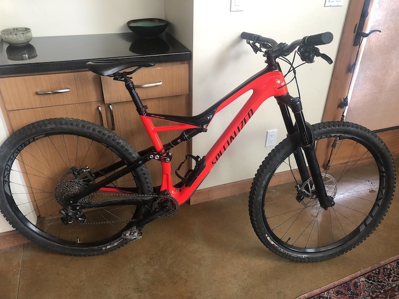 specialized stumpjumper expert carbon 2018