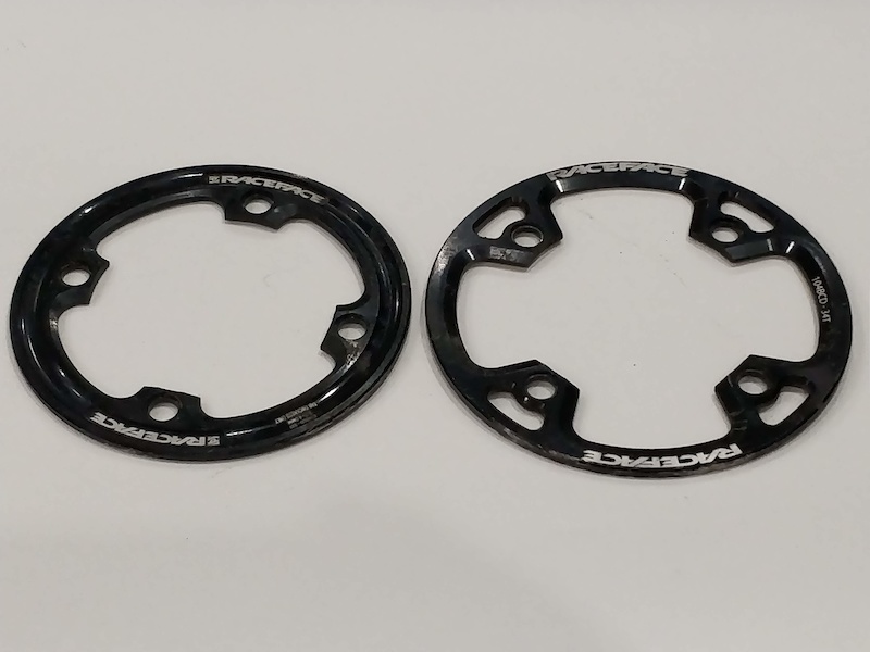 Protège-chaîne RaceFace RRB440 40 Dents - BCD 104 Mm, NOS (New Old Stock), Boîte D'origine, Canada