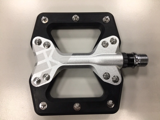 Squidworx prototype modular flat pedal