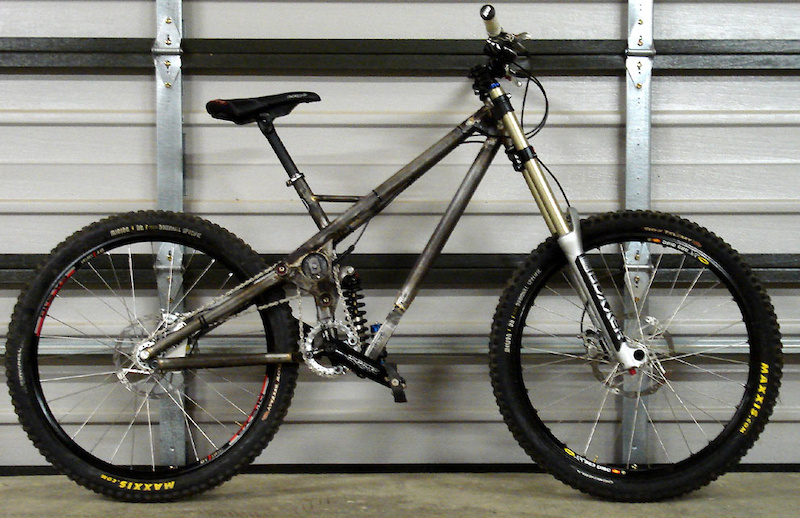 Review: Zerode G3 - A Belt Driven, Gearbox Equipped DH Bike