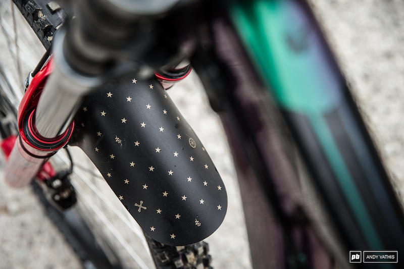 Sram gave the women an exclusive mud guard for some extra bling.