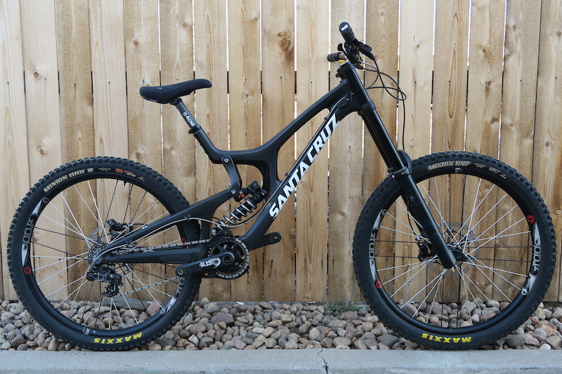 mongoose carbon fiber mountain bike