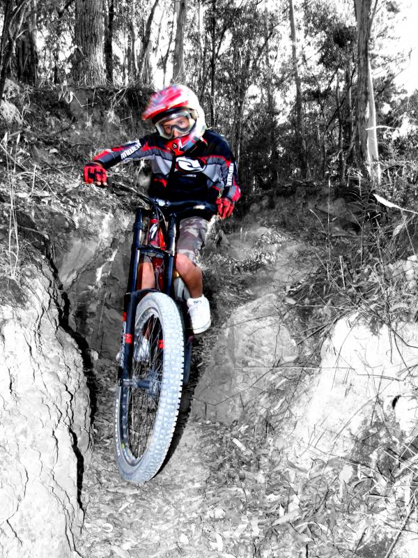 me going through cool canyon part!!!!!!!! i edited it in photoshop obviously