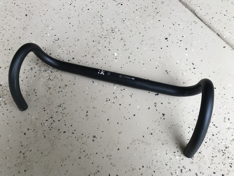 fizik cyrano r1 handlebar