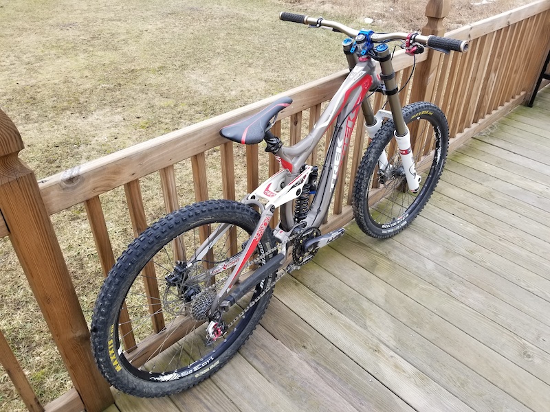 2011 Trek Session 88, Fresh Suspension 