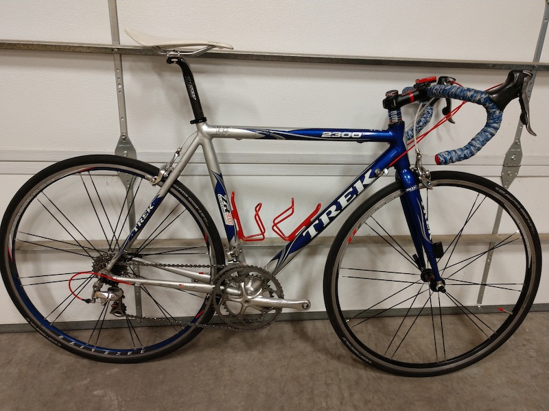 trek 2300 race bike