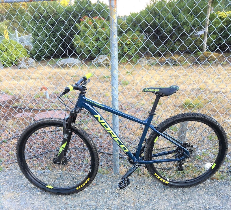 mountain trek 820 bike