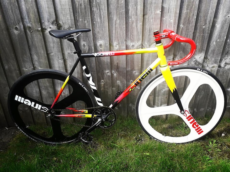 Bar tape needed....red, yellow, white, green or black? Front brake ready but need two levers on the front, and only running a front brake