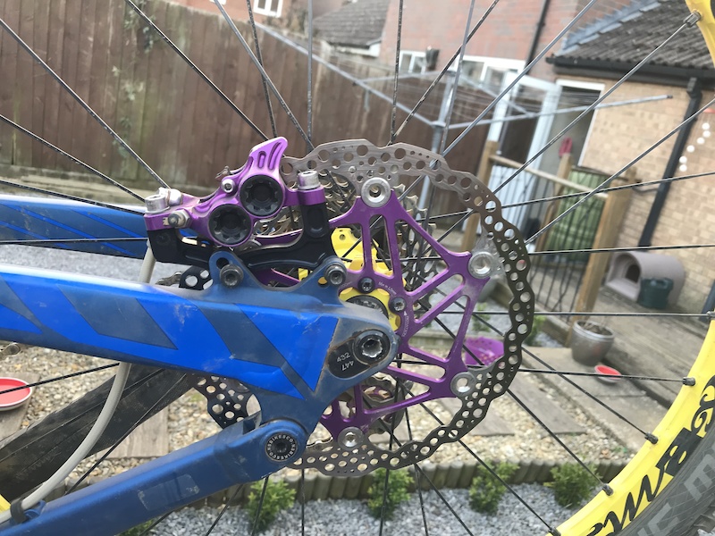 hope v4 brakes blue
