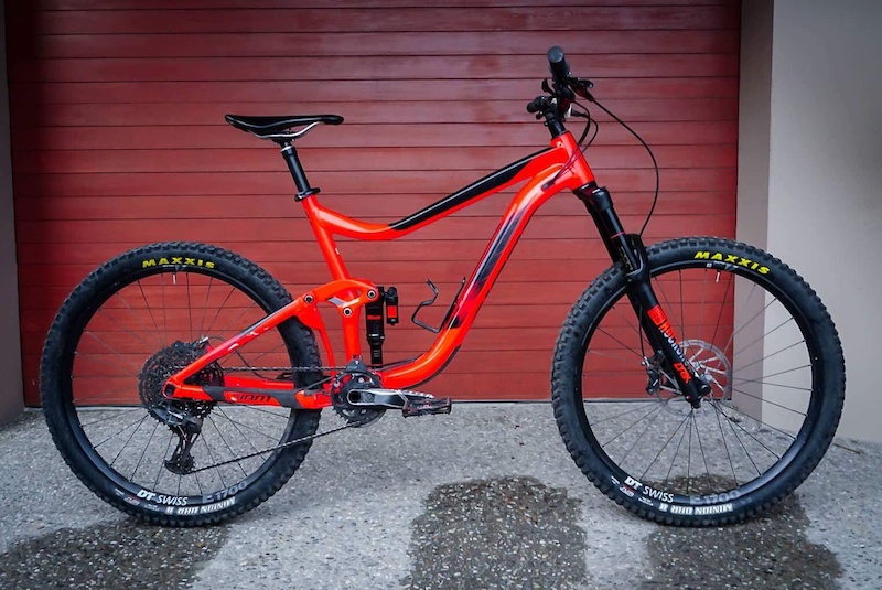 giant reign 2018 specs