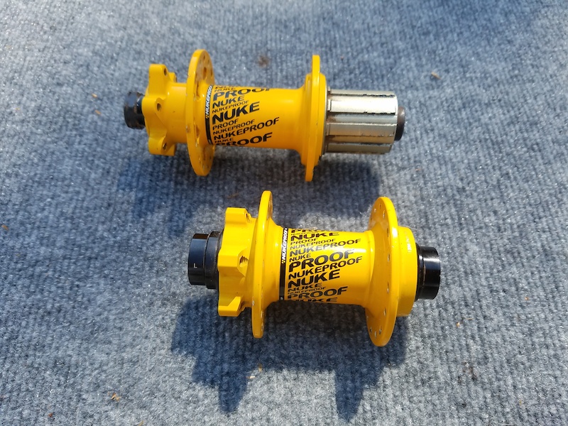 2014 Nukeproof Generator DH Hub Set 20x110 12x150 For Sale