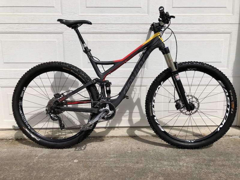 2014 Devinci Atlas Carbon 29er For Sale