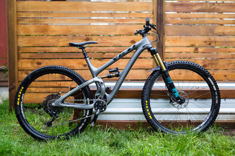 yeti sb5 shock size