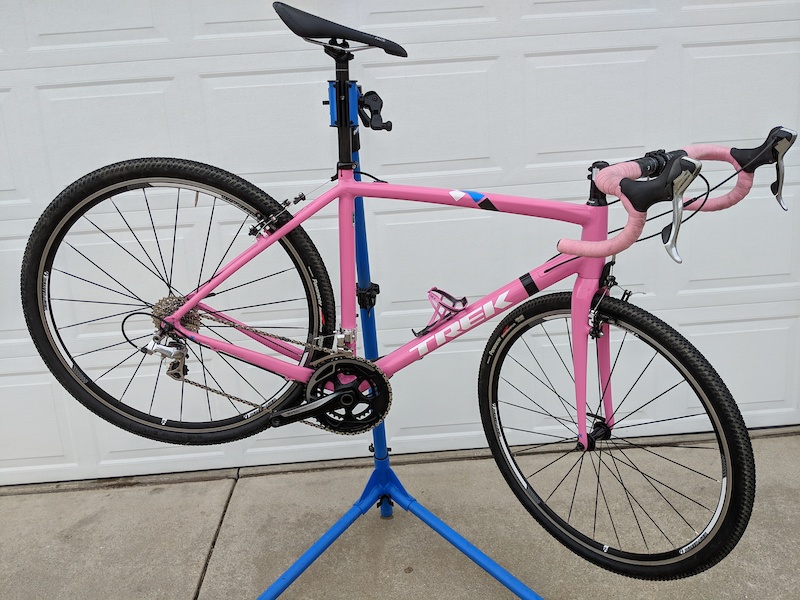 trek crockett pink