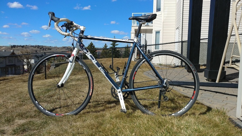 cross bike, carbon fork/seatpost, 2x10 